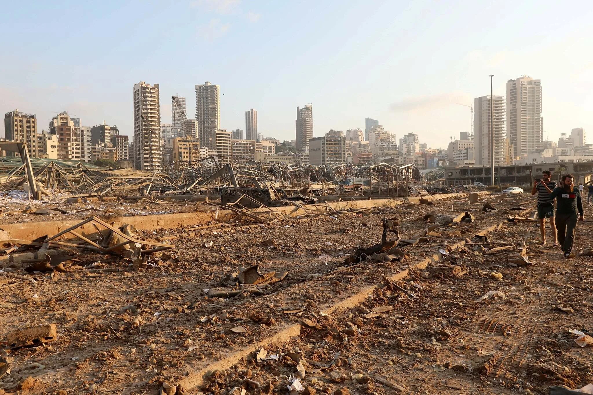 Бейрут видео. Ливан Бейрут взрыв 4 августа 2020. Последствия взрыва в Бейруте 4 августа 2020. Мощный взрыв 2020 в Бейрут.
