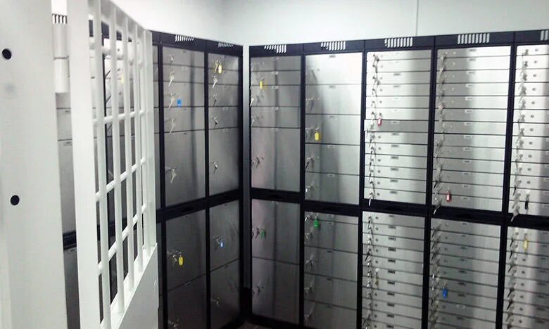 Шкаф для депозитариев 3400*700*2000. Индивидуальный банковский сейф. Банковские сейфовые ячейки. Банковские ячейки для хранения.