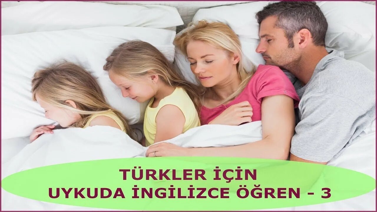 Сон ребенка. In my parents bed. Семья в спальне. Совместный сон с ребенком. Совместный сон.