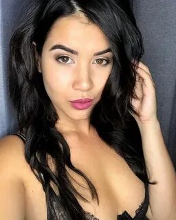 Dee s