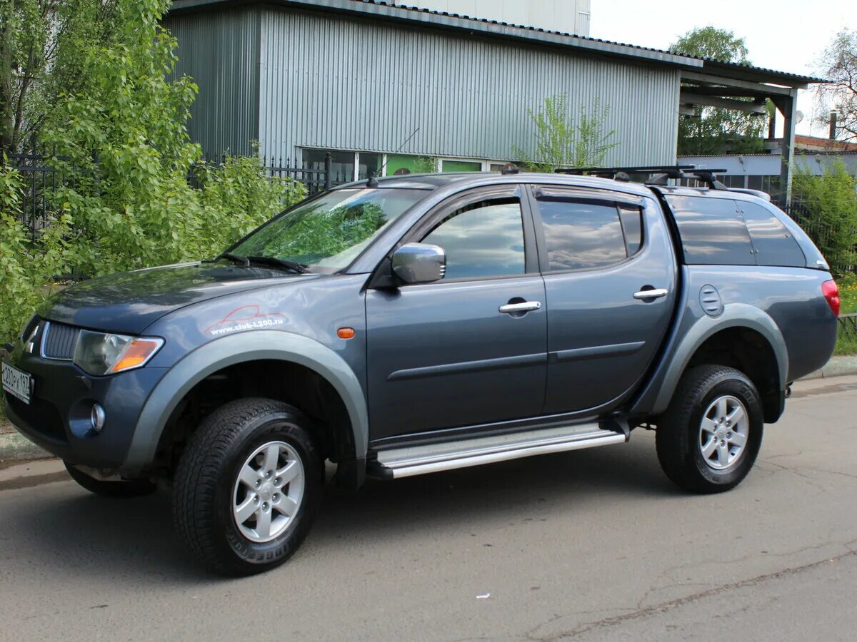 Mitsubishi l200 2.5. Мицубиси l200. Митсубиси l200 2008. Мицубиси л-200 б/у. Mitsubishi l200 IV.