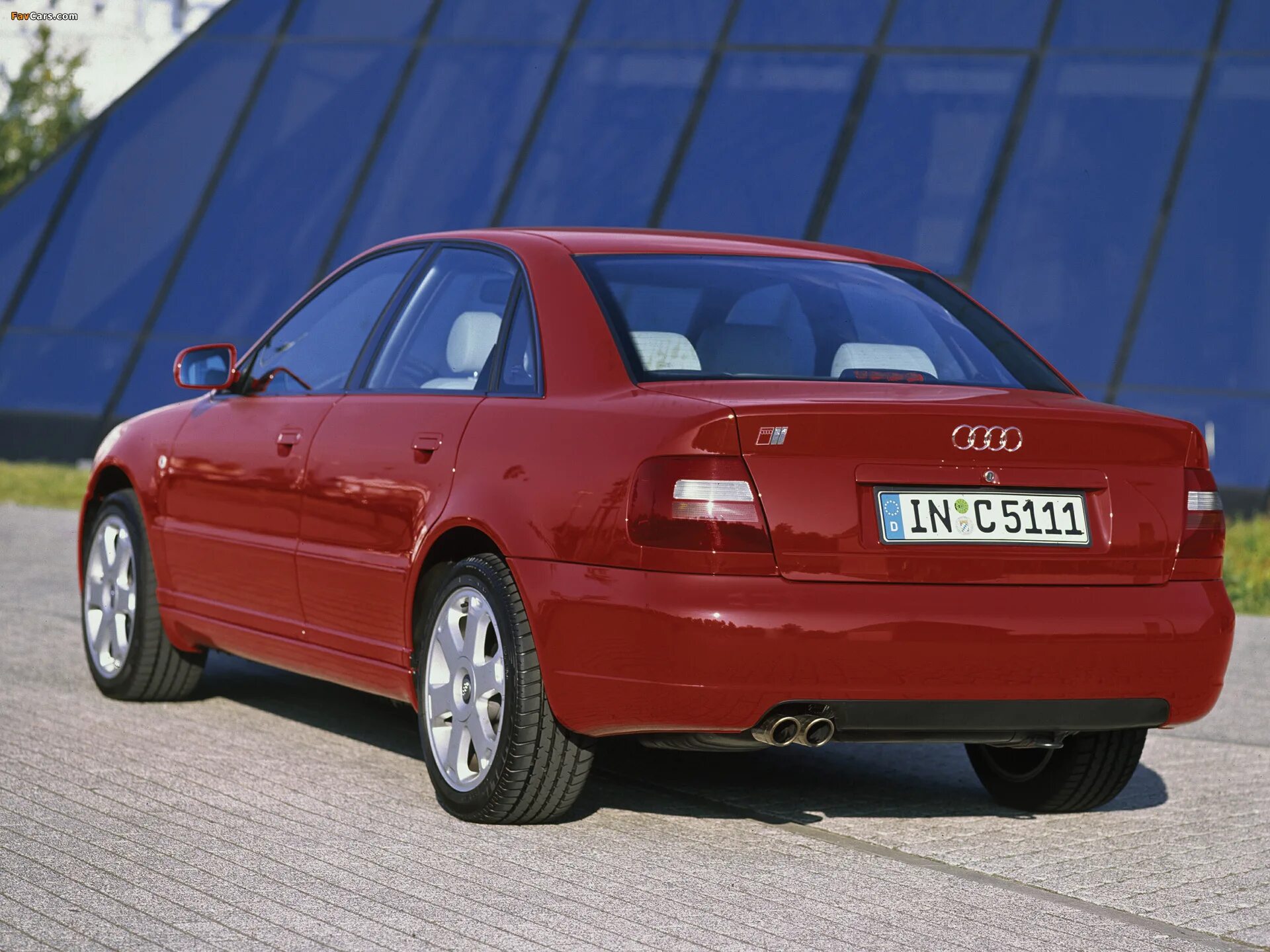 Купить ауди а4 б. Audi s4 1998. Audi a4 b5 s4. Audi s4 b4. Audi a4 b5 1999.