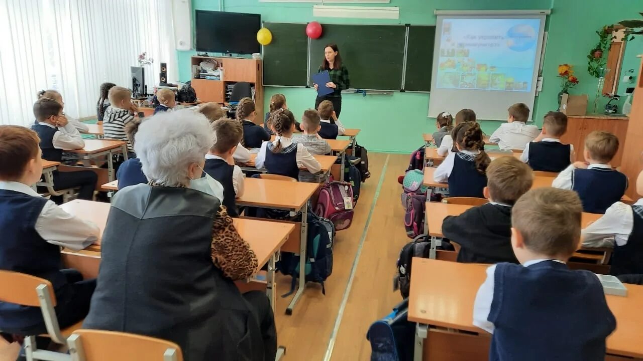 Сайт увк воронеж. Гимназия №1 Воронеж. Воронеж .школа УВК. Гимназия 1 Воронеж ученики. УВК 1 Воронеж.