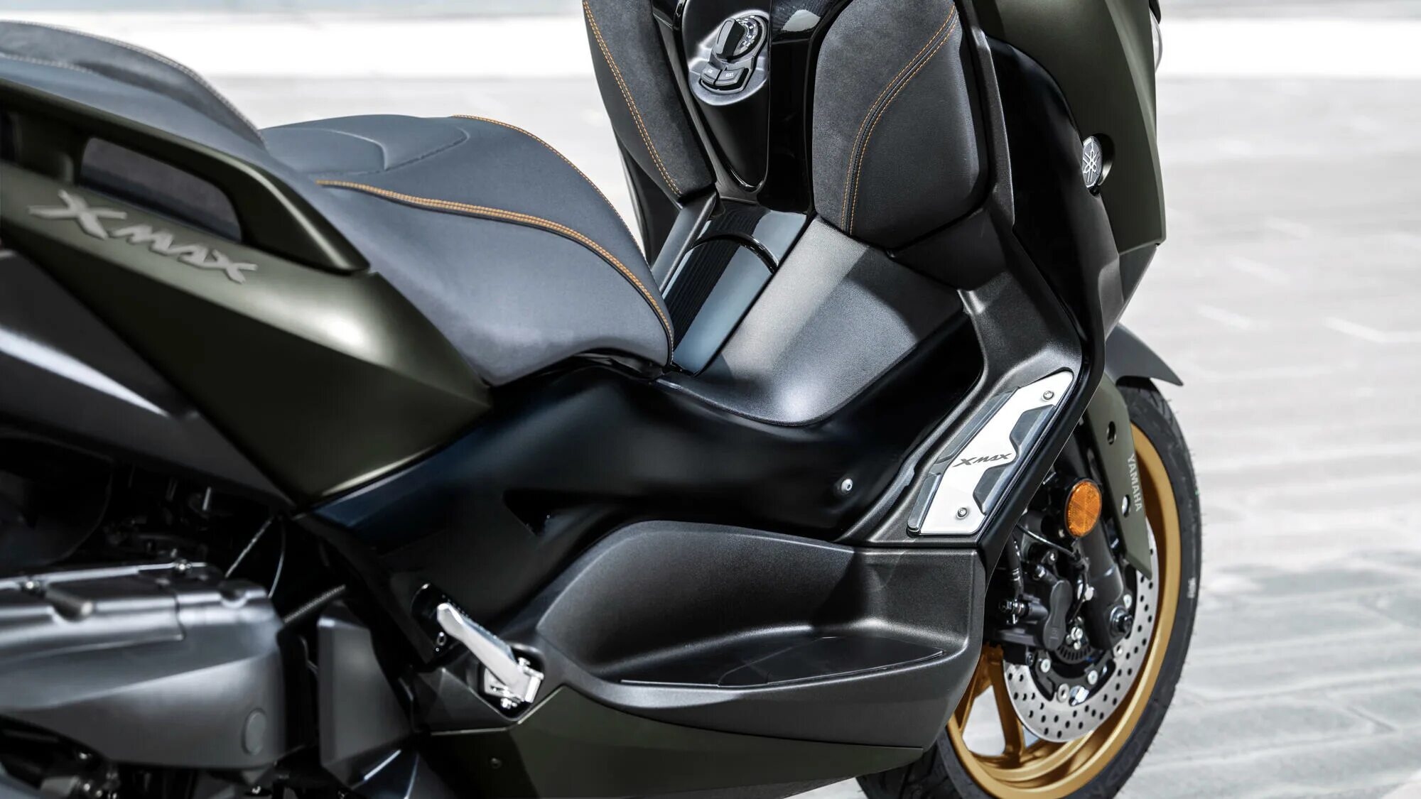 Tech x max 3. Yamaha xmax 300 2019. yamaha xmax 2025. xmax 300 tech max. yamaha t max 2025.