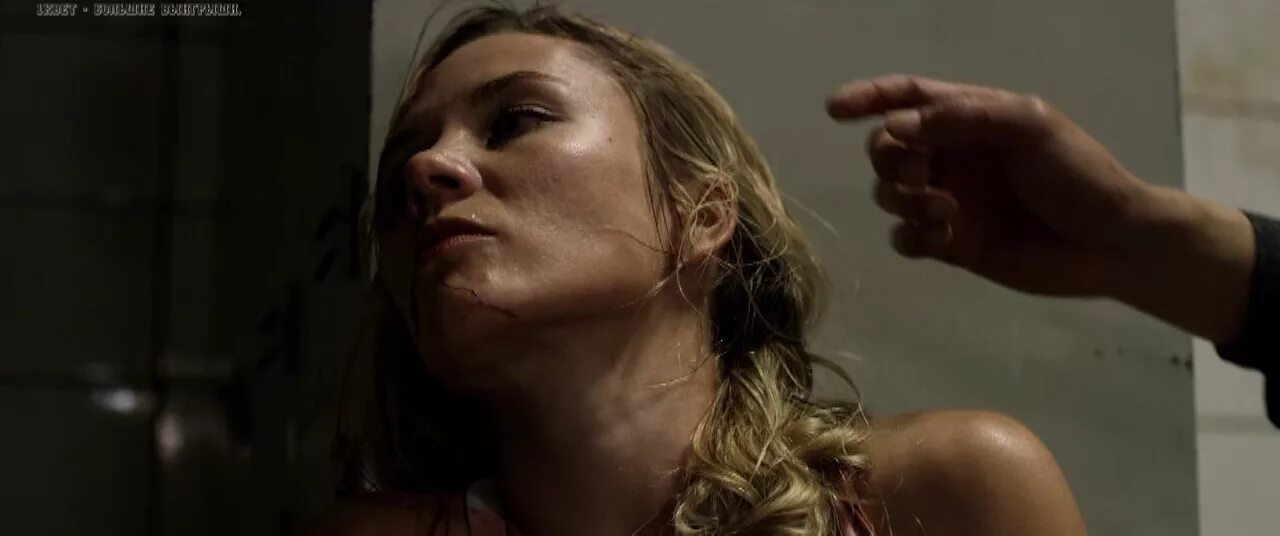 леди кровавый бой эми джонстон. леди кровавый бой 2016 постер. эми джонстон леди кровавый. эми джонстон леди кровавый. леди кровавый бой 2016.