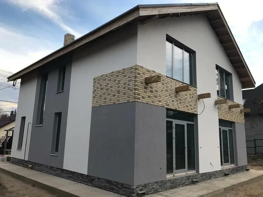 Штукатурка дома из газобетона снаружи. Инси блок 20ка. Фасад дома из газобетона. Фасады домов из газобетона. Внешняя штукатурка для газобетона.