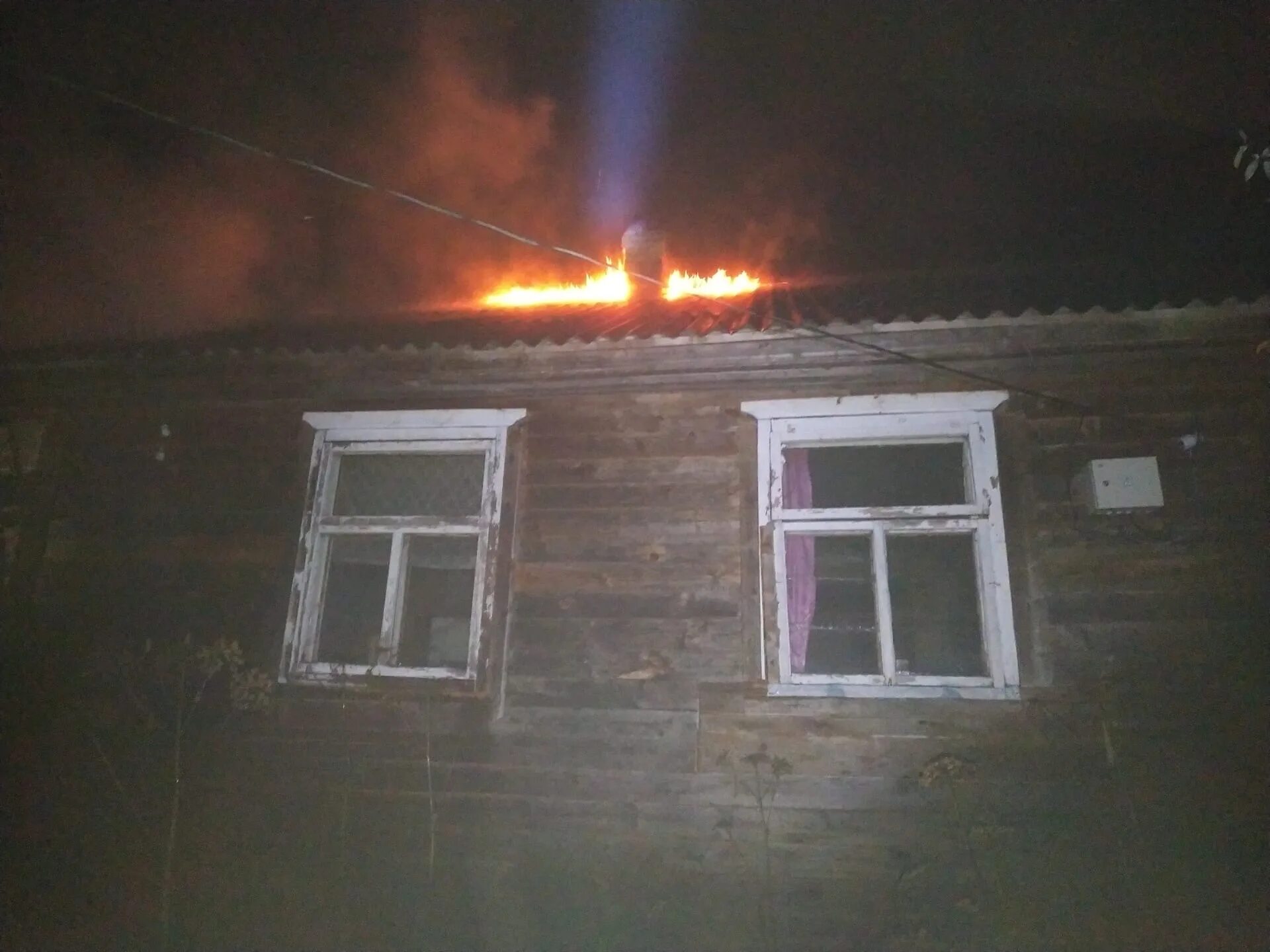 Ого р н не. Никольск вологодская область пожар. петряево вологодская область. пожар деревни в ковернино.