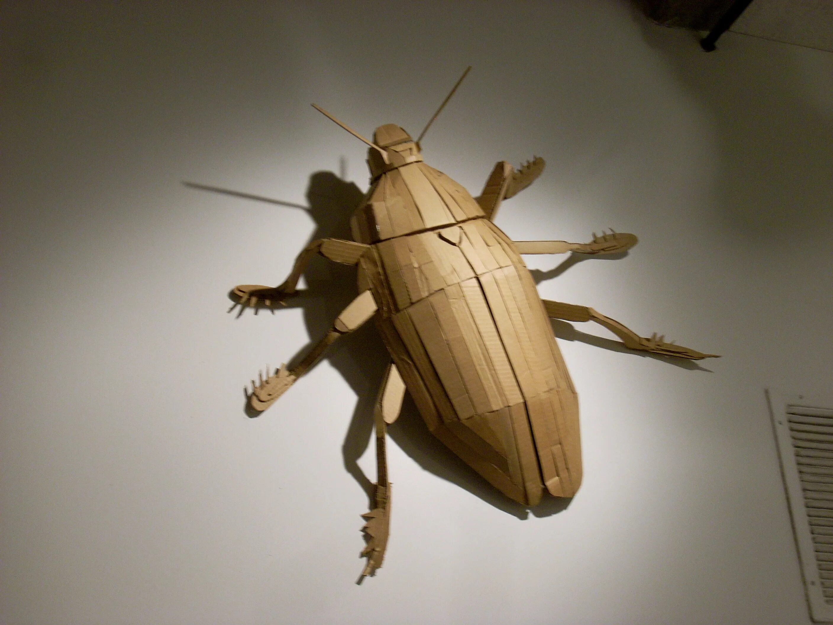 деревянный конструктор вудик. деревянный жук. деревянный жук. необычная деревянная мебель. жук древесный точильщик.