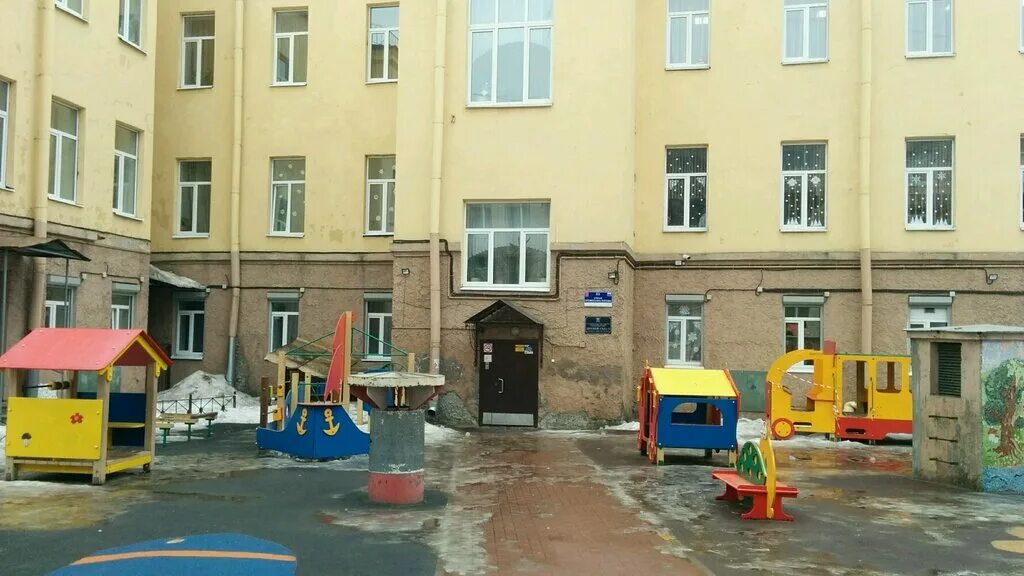 Детский ковчег, социальный приют на Прибрежной улице в Санкт-Петербурге 