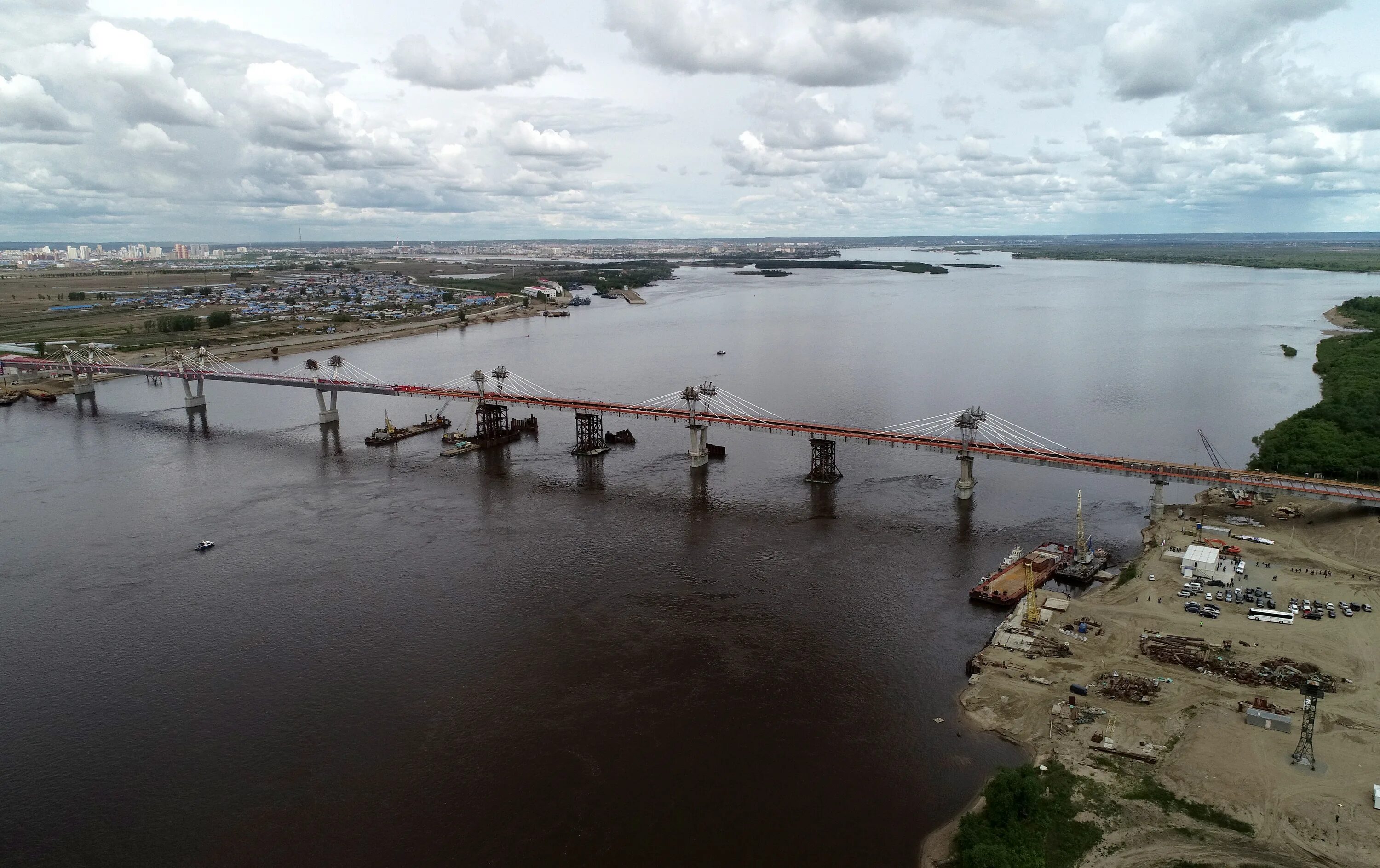 Мост Благовещенск Хэйхэ. Река Благовещенск Хэйхэ. Благовещенск и Хэйхэ мост через Амур в Благовещенске. Мост Благовещенск - Хэйхэ мосты через Амур. Россия граничит с китаем через реку