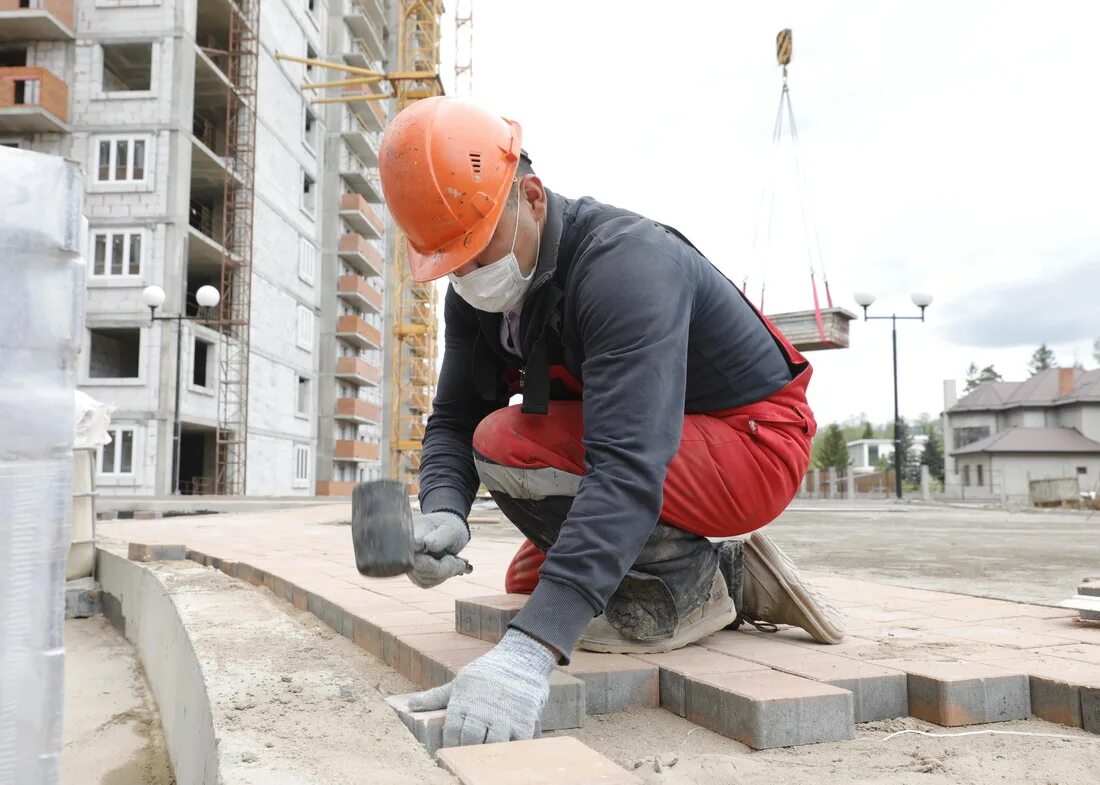 И жилищном хозяйстве строительстве