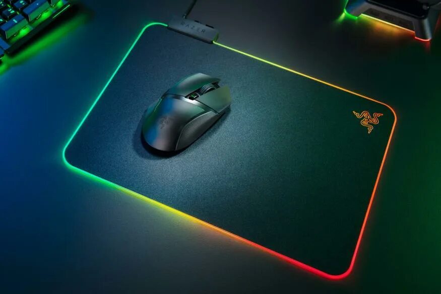 Игровая мышь razer x. Мышь Razer Basilisk x Hyperspeed. Razer Basilisk x Hyperspeed Wireless. Razer Basilisk x Hyperspeed (rz01-03150100-r3g1). Коврик для Razer Basilisk x Hyperspeed,.