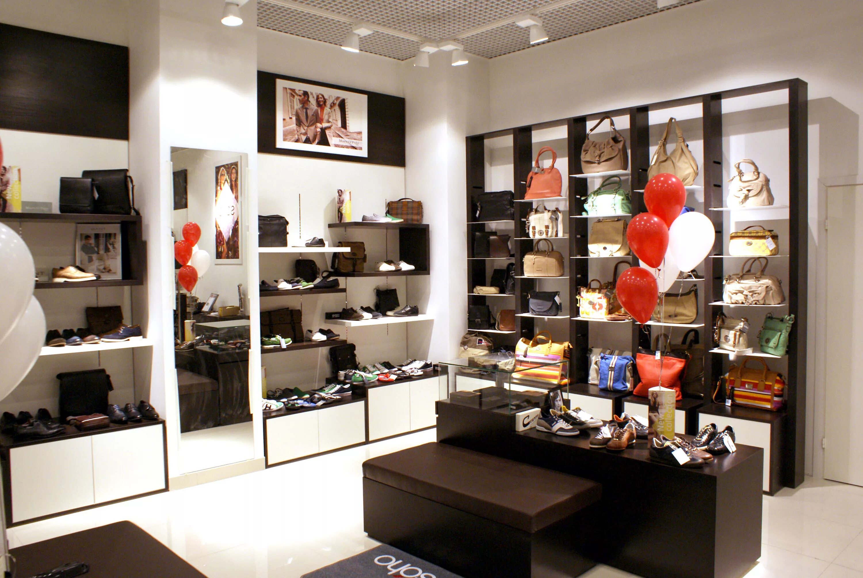 Товары сохо. Soho обувь. Товары сохо. Soho бутик. Магазины обуви в гринвиче.