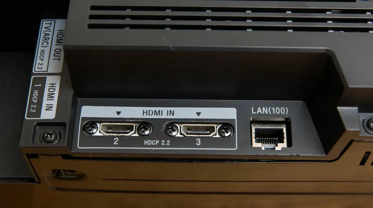 Earc arc. HDMI Arc и EARC. Разъем HDMI Arc. HDMI Arc саундбар. Порт HDMI Arc TV Samsung.