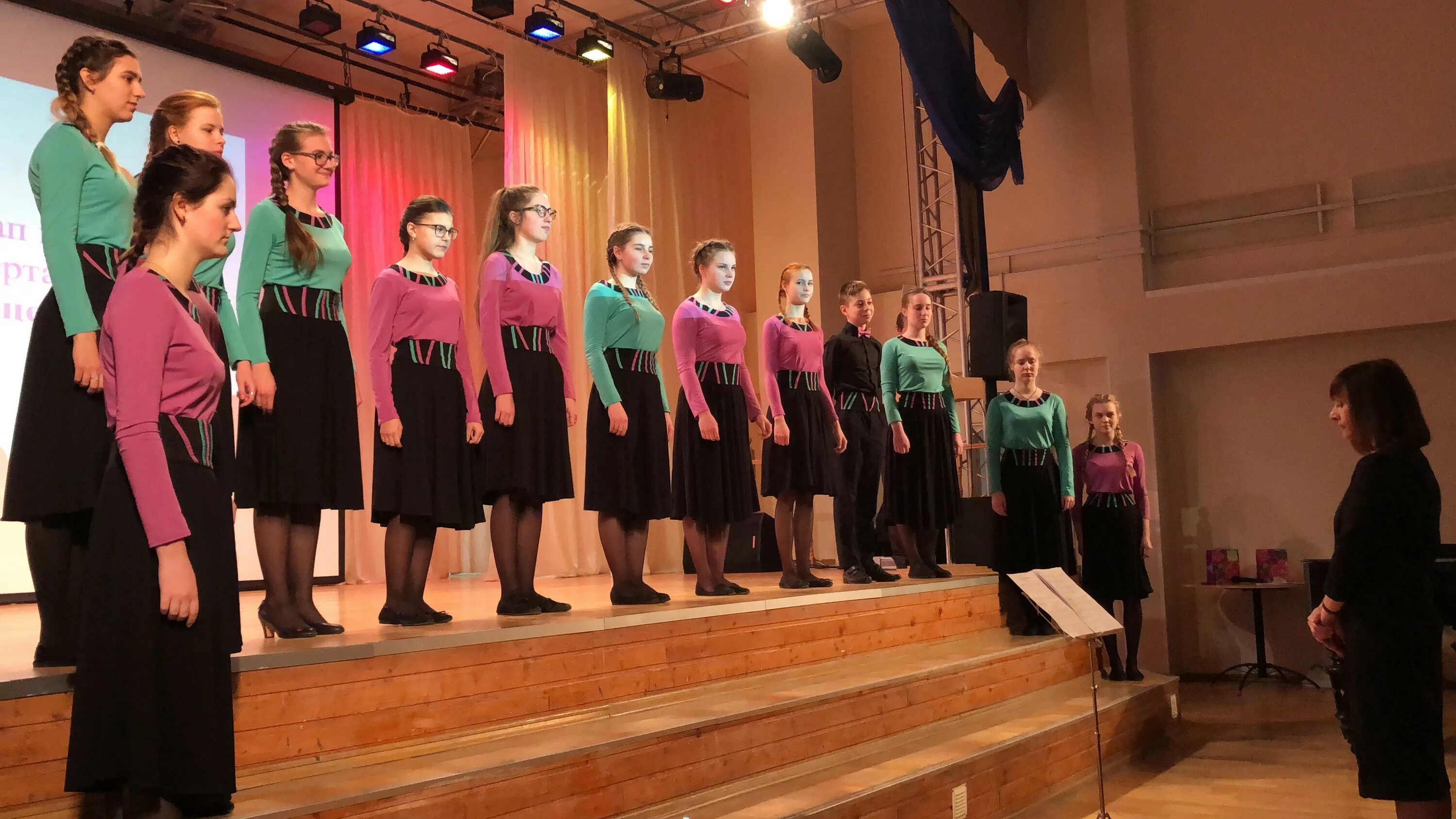 Гатчина школа отзывы. Гатчина школа отзывы. Гатчина школа отзывы. Школа победителей. Гатчина школа отзывы.