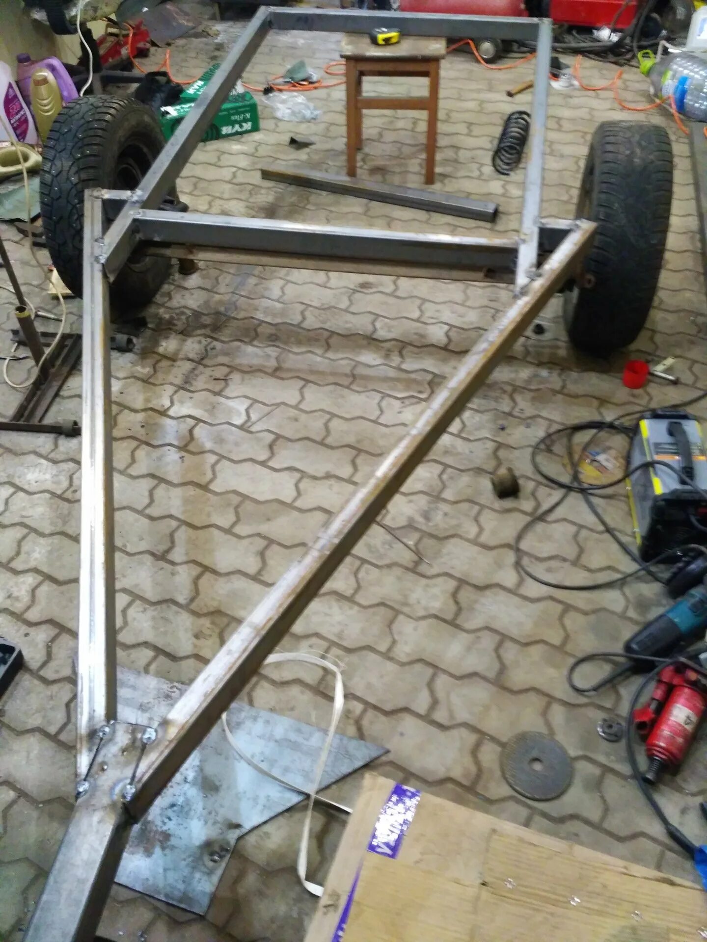 Ваз 2108 багажник. Прицеп ваз 2108. Прицеп для лодки пвх из балки ваз 2112. Прицеп для минитрактора из балки ваз 2109. Прицеп ваз 2108.