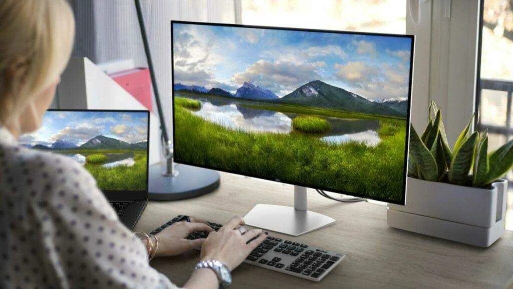 Как выбрать монитор для работы. Монитор в офисе. проектирование монитор. монитор 2018 года. профессиональные мониторы лутьшие.