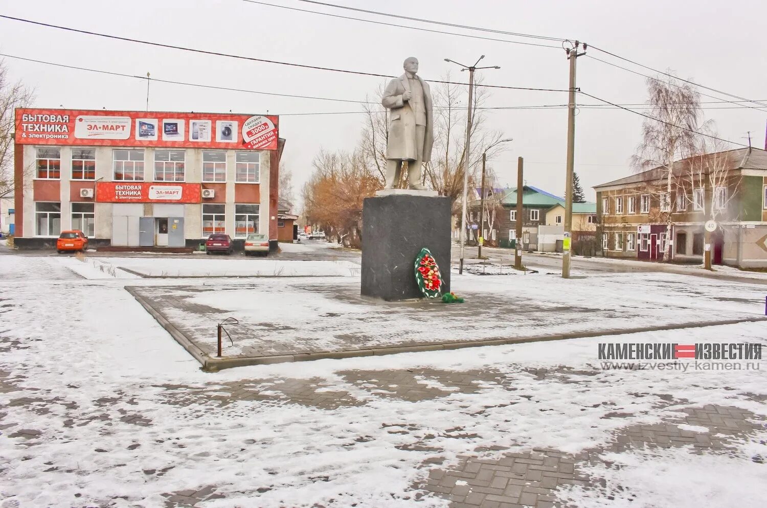 Погода в камне на оби алтайского края. Камень-на-Оби Алтайский край. Памятник Ленину в Камне на Оби. Достопримечательности камень на Оби Алтайский край. Памятники в городе камень на Оби Алтайский край.