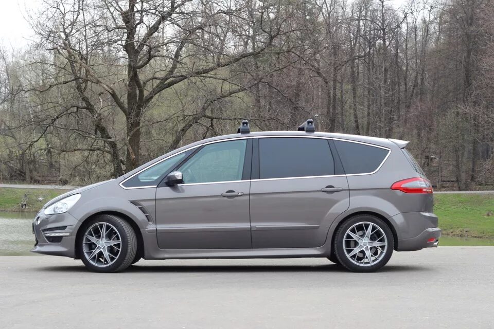 S max шины. Ford s max oz racing. ford s max oz. ford s max на дисках oz.