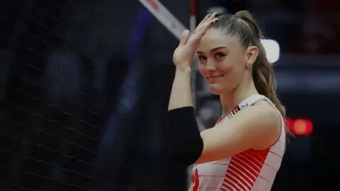 Maraş&039;ta meydana gelen ve çevre 10 ili etkileyen 7.7 büyüklüğündek...