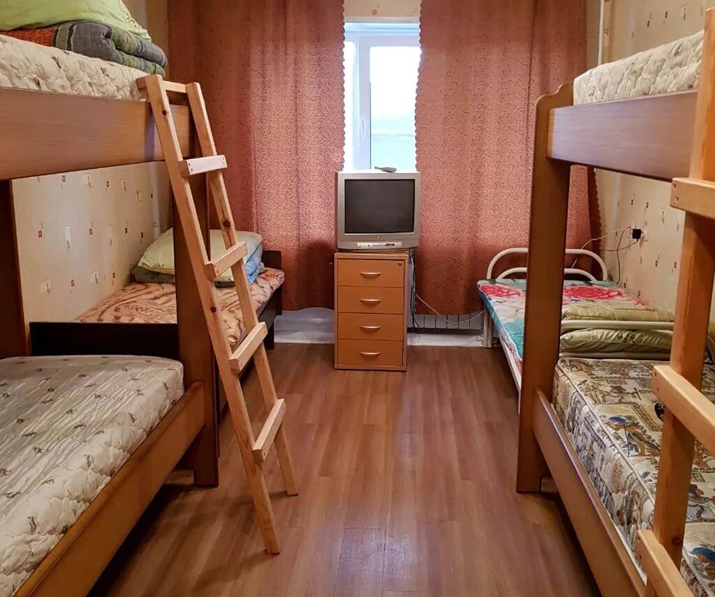 Хотел комната. Комната на длительный срок. Трёхкомнатная квартира воскресенск. Общежитие озон хоругвино. Сниму комнату без посредников воскресенск.