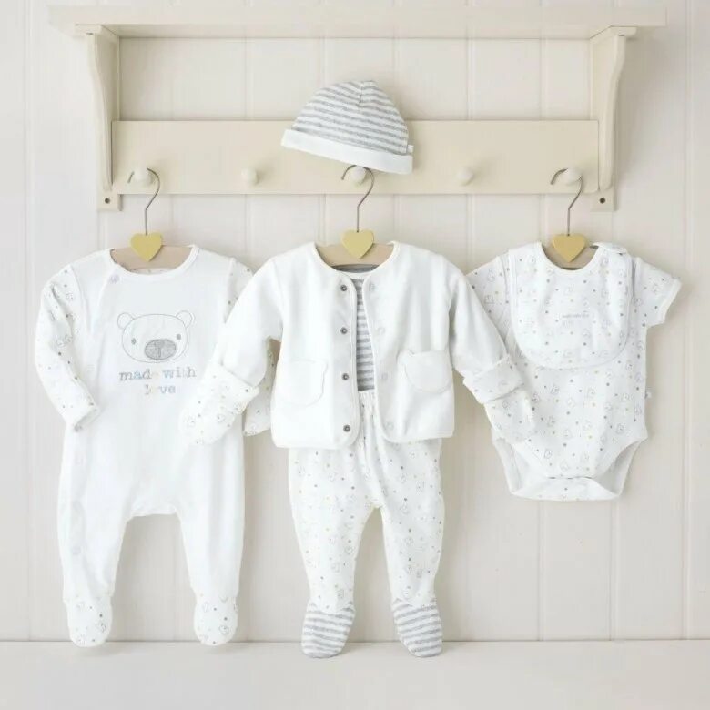 одежда для новорожденных. одежда для малышей до года. детские одежды. интернет новорожденным. одежда для новорожденных детей.