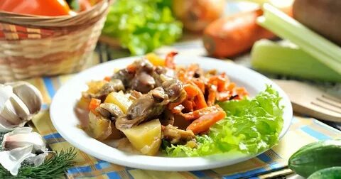 Куриные желудки с картошкой
