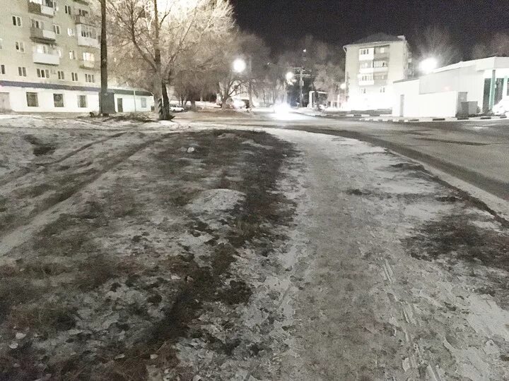 Где выпал снег в россии сегодня. В Саратове выпал снег. Когда выпал снег в 2021 в Саратове. Дербенте снег выпал. В Саратове выпал пепел.