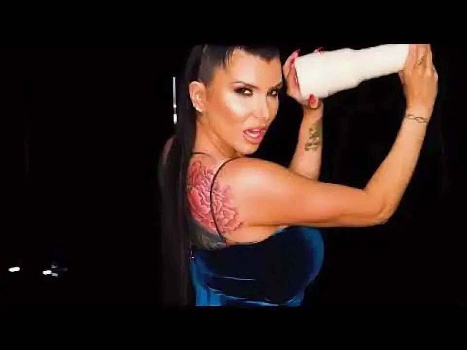 Romi rain new. Romi принцесса catch. Keiran Lee Romi Rain в шоке от размера члена.