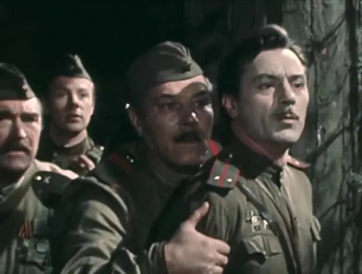 Уильям скофилд 1917. Берег главные герои. Джордж маккэй 1917. Берег главные герои. Берег главные герои.