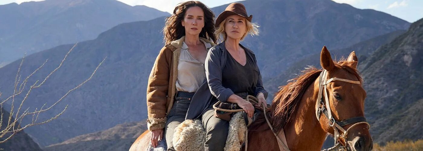 В земле фильм 2021. Божья земля фильм 2017. Разбитая земля 2021. Добро пожаловать на землю сериал 2021. Земля перезагрузка фильм 2022.