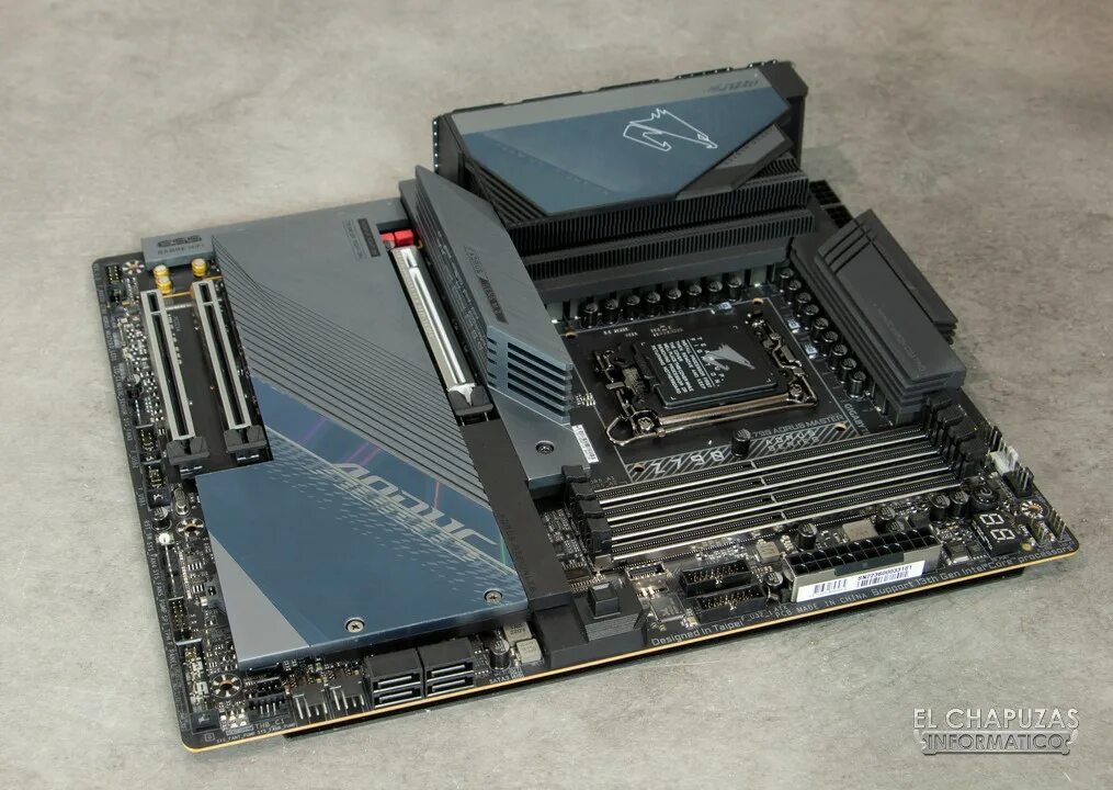 Gigabyte lga 1700 z790