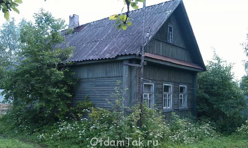 Отдам даром дом в московской области. Дом даром. Дача даром. Деревянный дом даром. Домик в деревне даром.