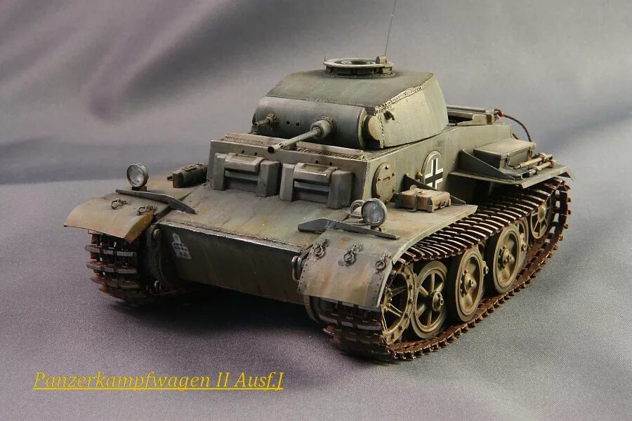 T 2 1 3