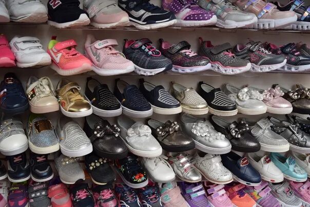 Южные ворота обувь. Ботинки южный ворота. Южные ворота обувь. Южные ворота рынок обувь. Рынок обуви.