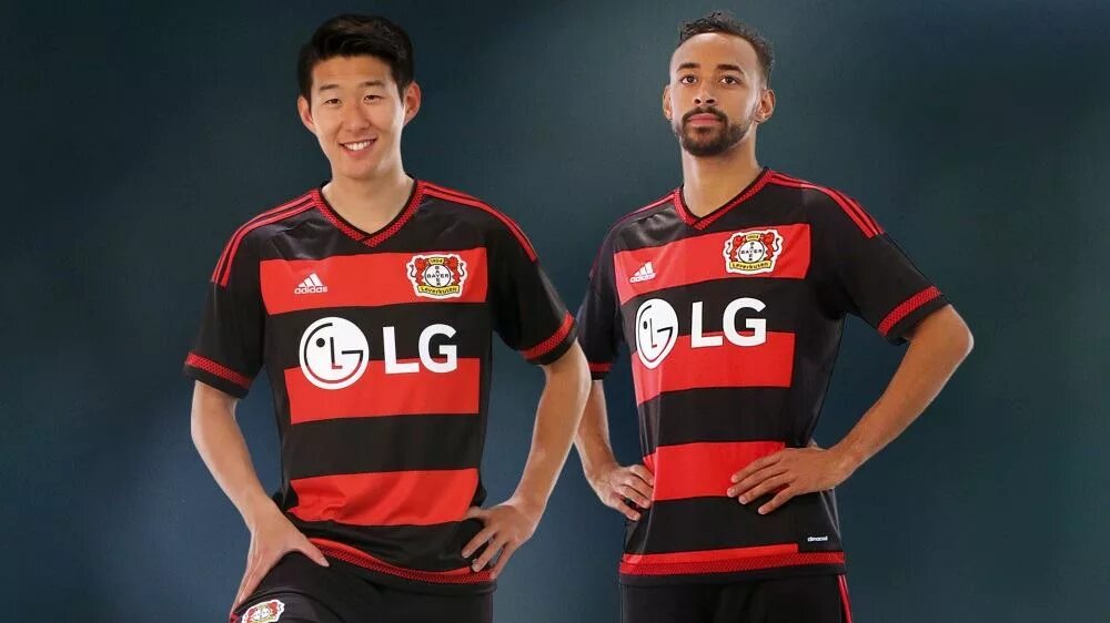 Bayer Leverkusen форма adidas. Bayer Leverkusen форма 2015. Bayer 04 Leverkusen форма. Байер Леверкузен форма.