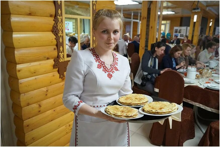 Йошкар ола поесть. Коман-мелна йошкар ола. йошкар-ола блины коман мелна. марийская национальная кухня в йошкар-оле. марийская национальная кухня команмелна.