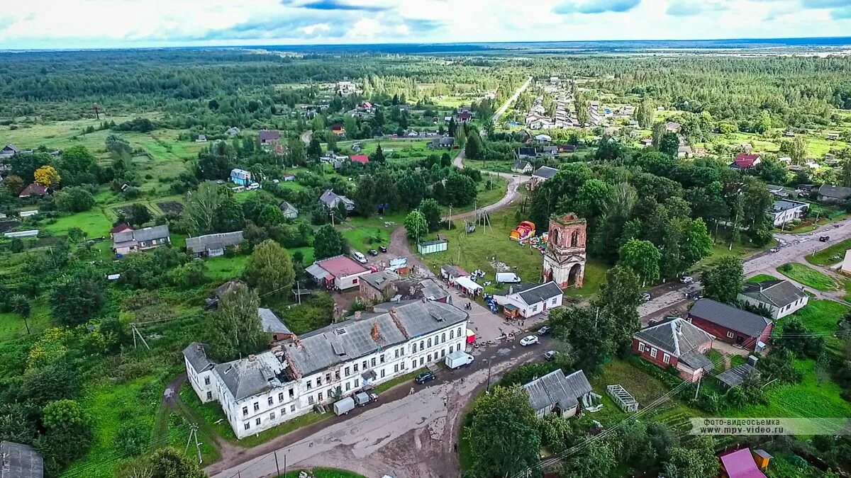 Информация новгородская область. Посёлок медведь Новгородская область. Село медведь Шимского района Новгородской области. Медведь Шимский район Новгородская область. Медведь (Шимский район).