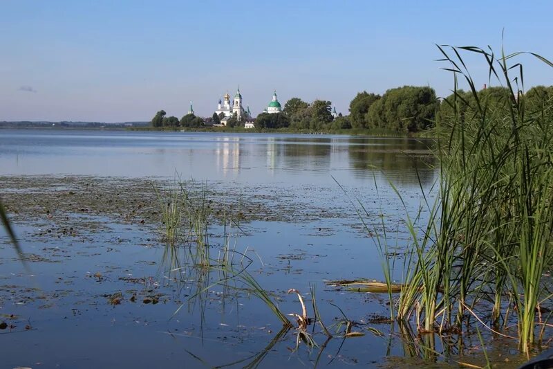 Озеро Неро. Озеро Неро пляж. Озеро Неро Ярославская область. Озеро Неро Ростов пляж. Озеро неро в контакте