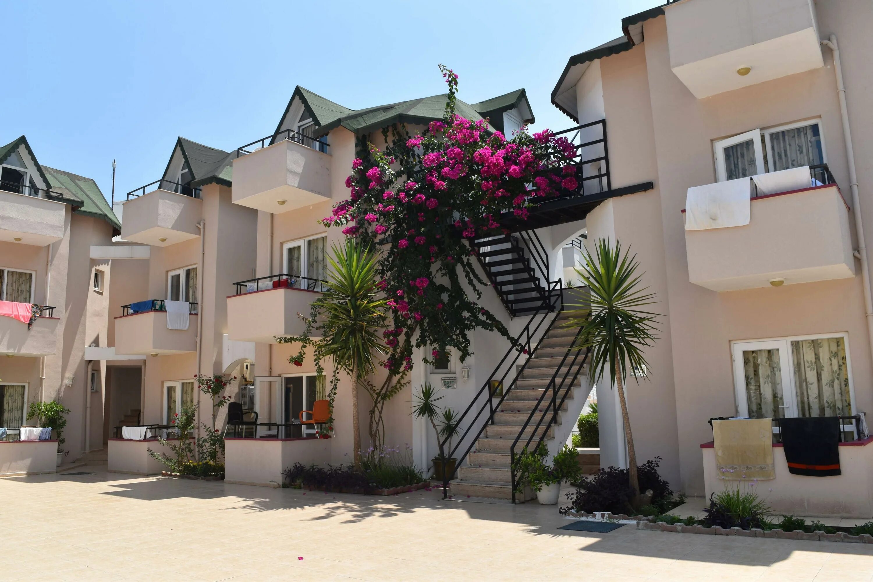 Арес отель кемер 4. Ares hotel kemer 3*. Ares кемер турция отзывы. Ares кемер турция отзывы. Отель арес кемер 3 звезды.