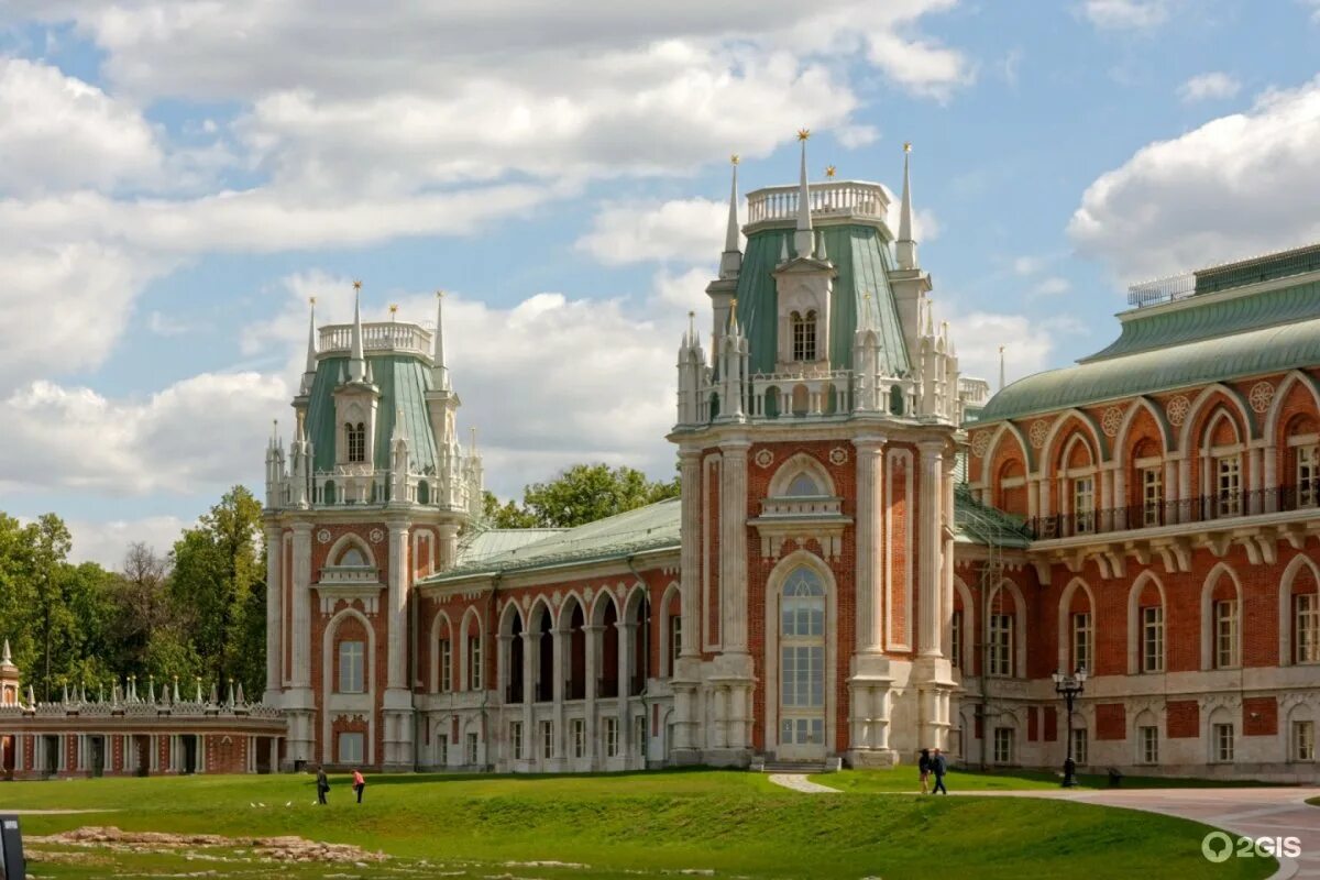 Какой музей в царицыно. Царицыно (дворцово-парковый ансамбль). Музей усадьба Царицыно. Парковый ансамбль Царицыно. Дворцово-парковый ансамбль в Царицыно Баженов.