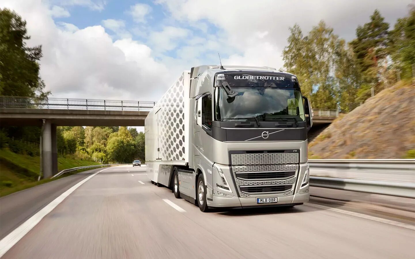 Volvo fh 2017. Volvo модельный ряд 2023. Volvo машина грузовой. Volvo fh 16 660. Вольво среднетоннажный грузовик.