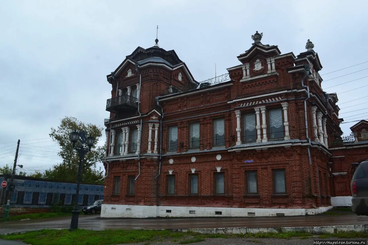 Нижегородская 8 павлово. Г Павлово Нижегородской области музей. Павлово на Оке особняк Купцов Гомулиных. Г Павлово Купеческий дом. Архитектура Павлово Нижегородской области.