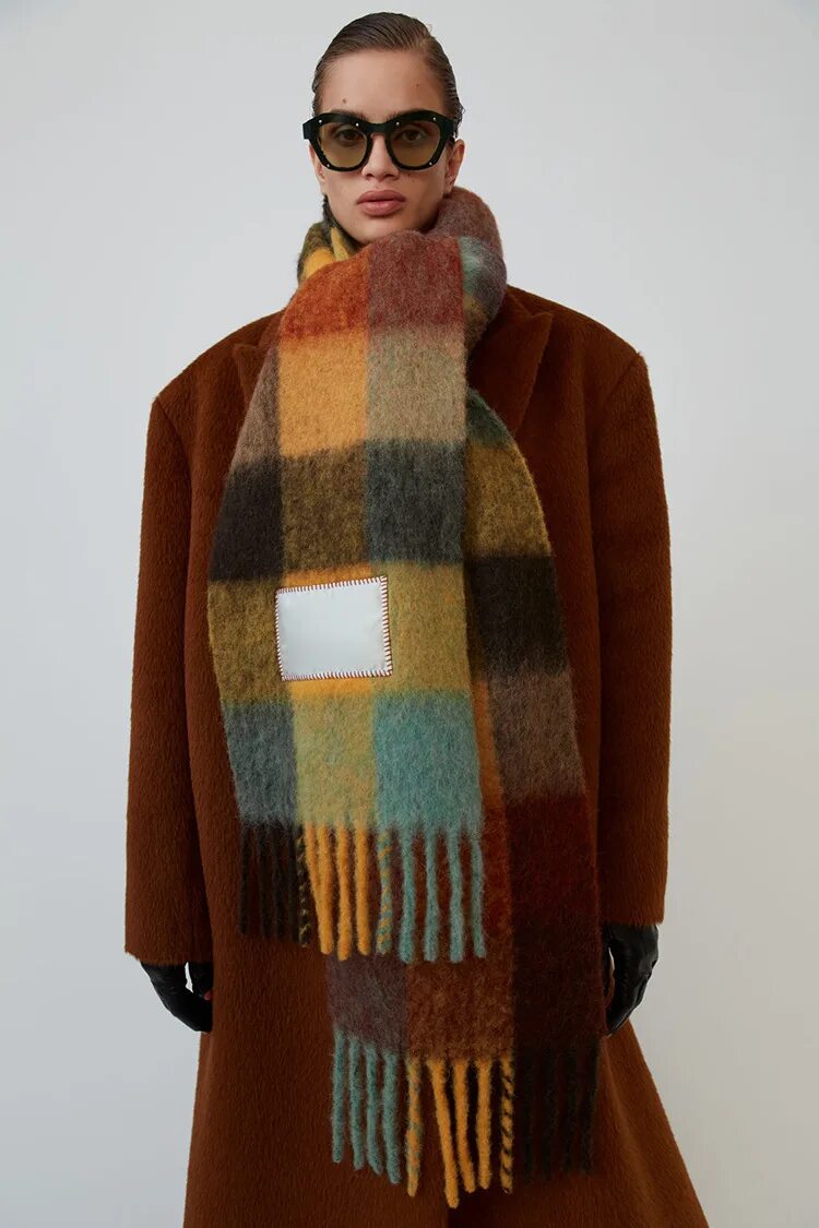 Шарф акне. Шарф акне. Шарф акне студиос. Шарфы acne studios женские. Шарф акне студиос.