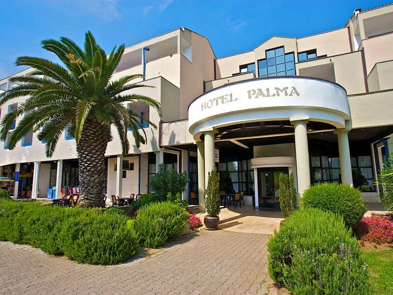 Отель пальма сайт. Palma Hotel 4 Мармарис. Черногория отель Пальма. Хорватия отель Пальма 3 звезды фото. Horizont Resort pula.