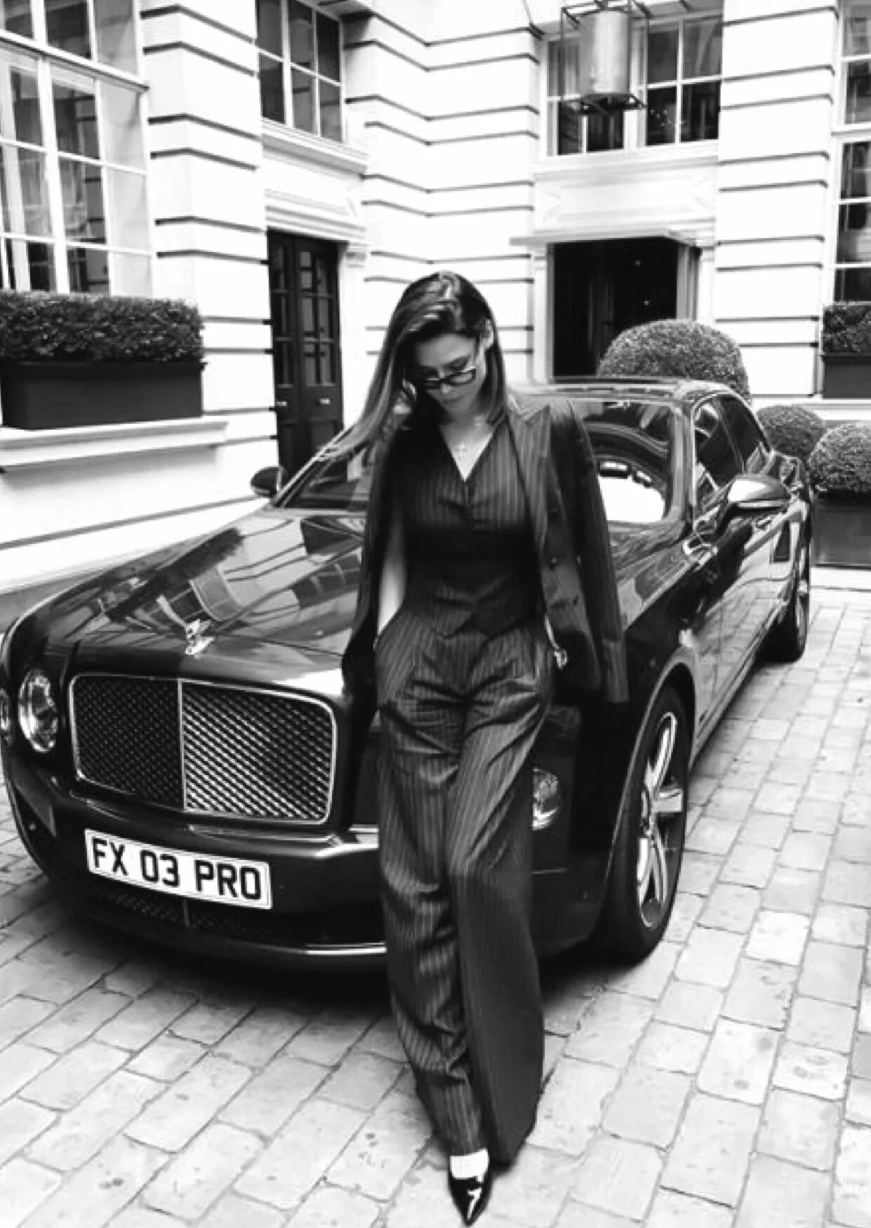 Bentley girl. Богатая жизнь. Роскошная женщина. Богатая девушка. Роскошные богатые женщины.