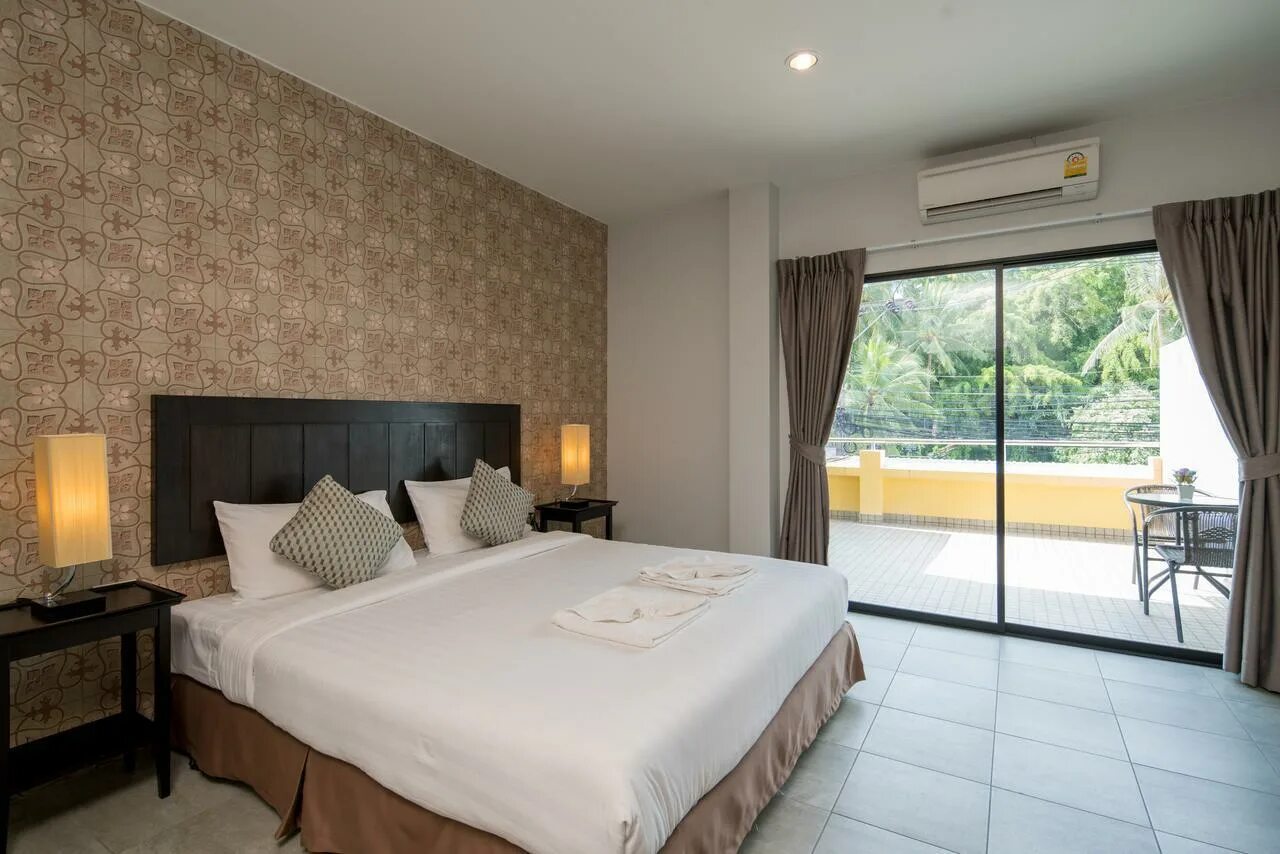 Amarin residence. Amarin residence patong 3*. nc residence 3* патонг. star house patong 3*. q victory patong hotel and residence.