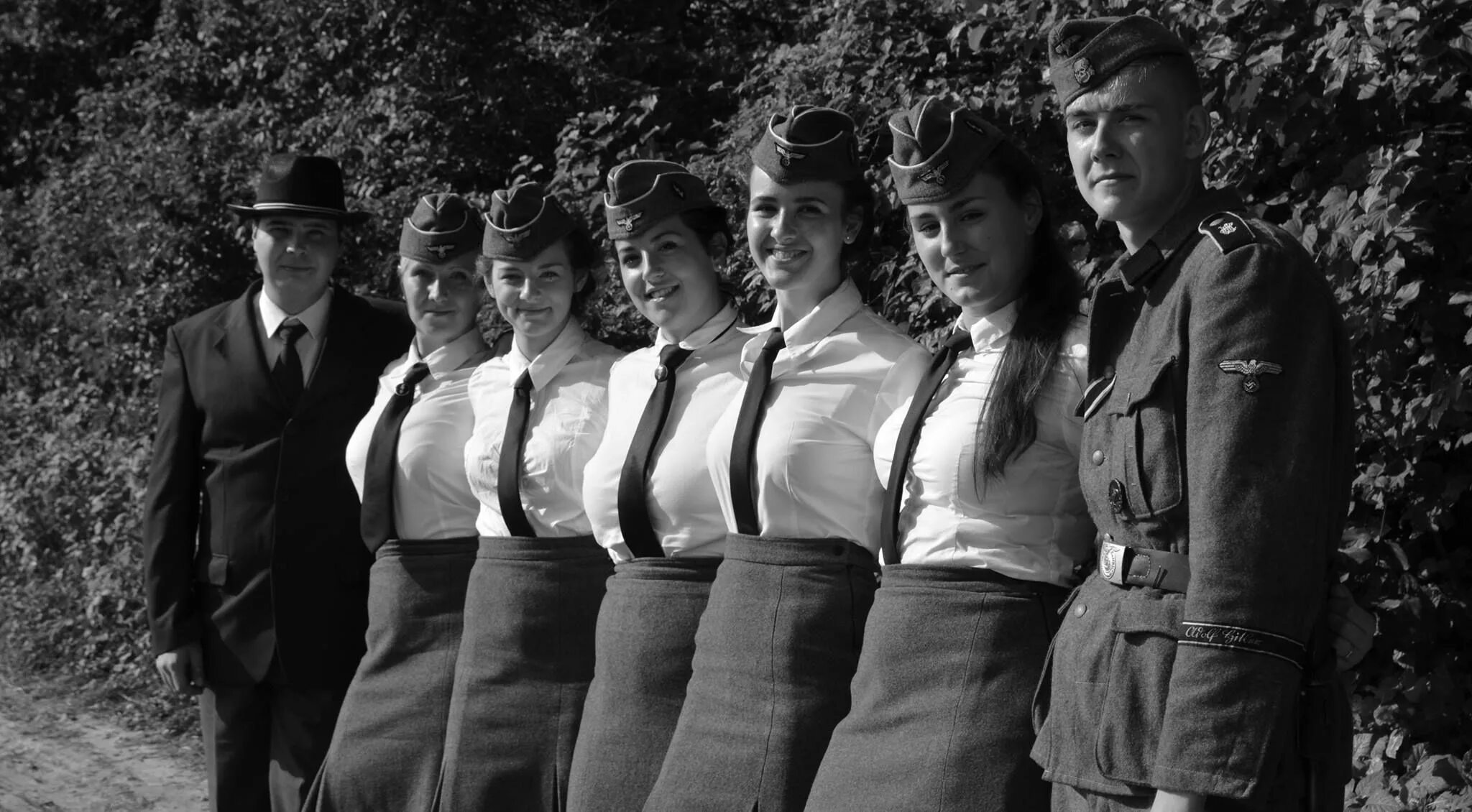 Женщины третьего. Фрау фёглер приходько. хельферин 1943. бертина граузамель. женщины германии второй мировой войны.