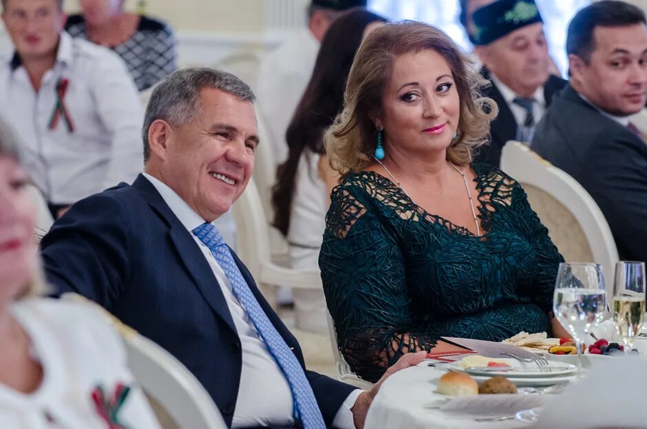 Сколько лет рустама минниханова. Сколько лет рустама минниханова