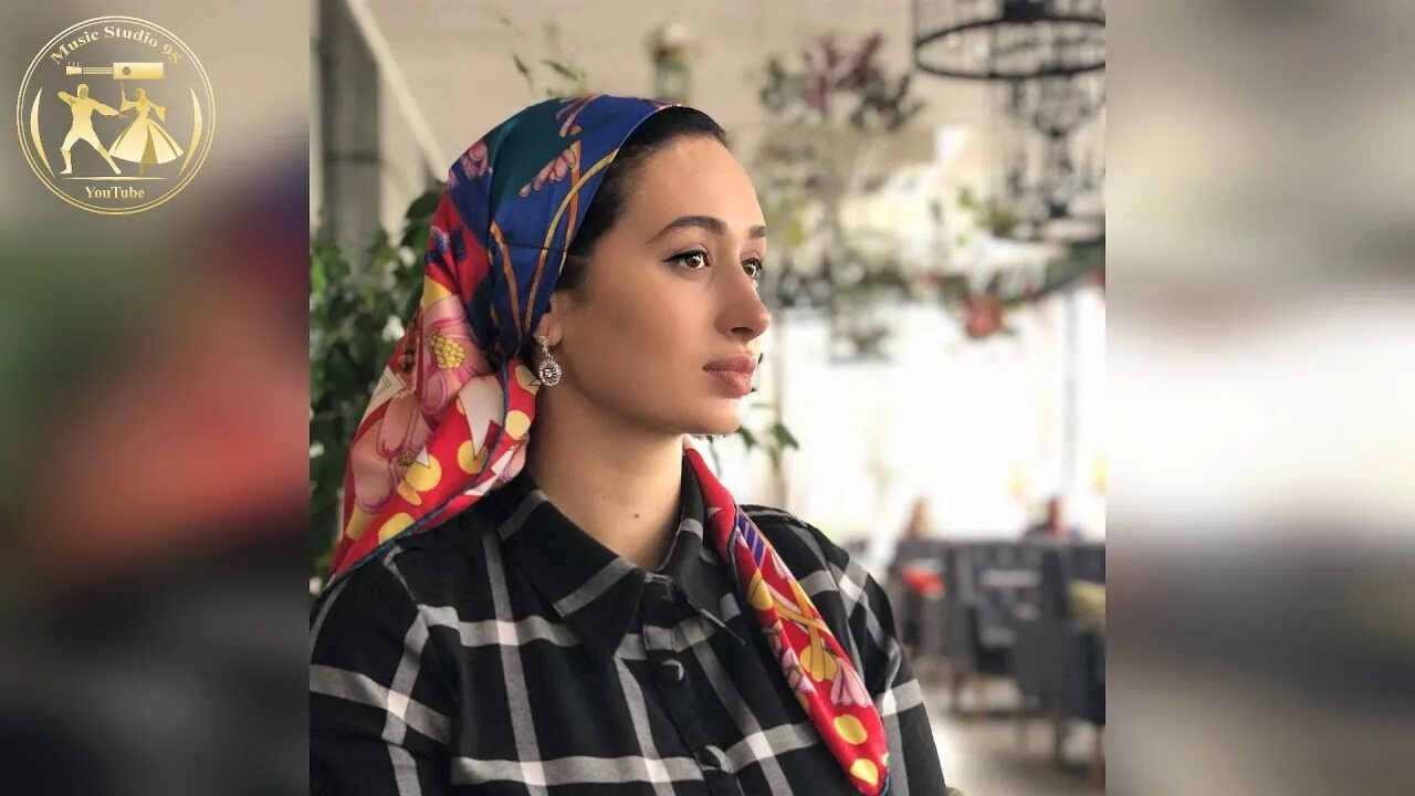 Седа чечня. Седа мукаева. чеченская певица седа мукаева. макка домбаева. чеченка мадина макаева.
